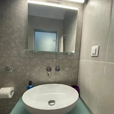 Ikaros Aparthotel 3*