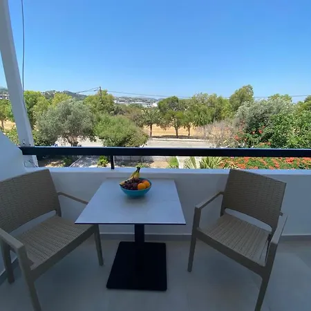 Ikaros Aparthotel
