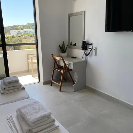Aparthotel Ikaros