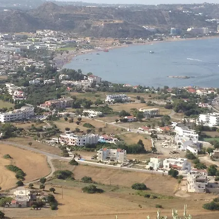 公寓式酒店 Ikaros 3*