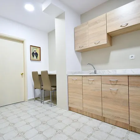 Ikaros Aparthotel
