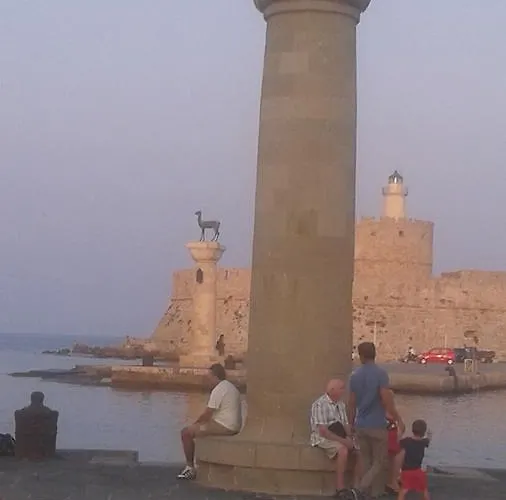 公寓式酒店 Ikaros 3*