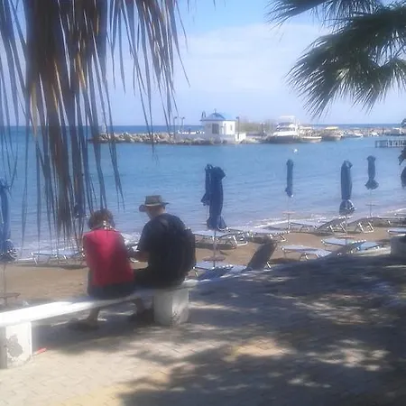 Ikaros Lägenhetshotell