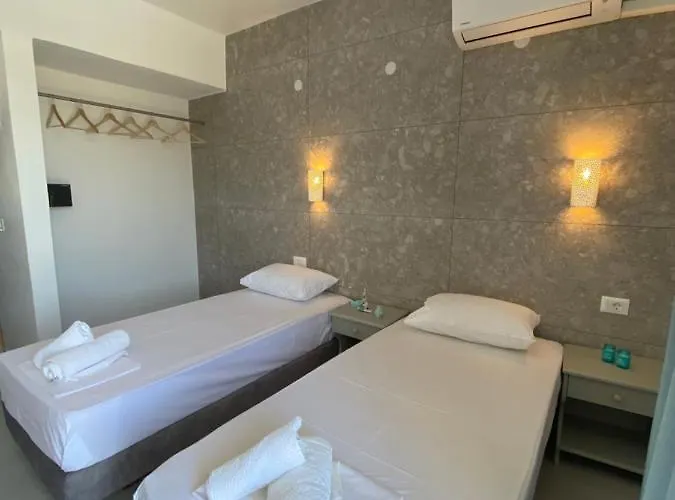 Ikaros شقة فندقية 3*