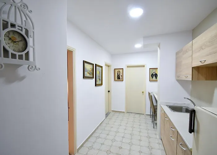 Ikaros شقة فندقية 3*